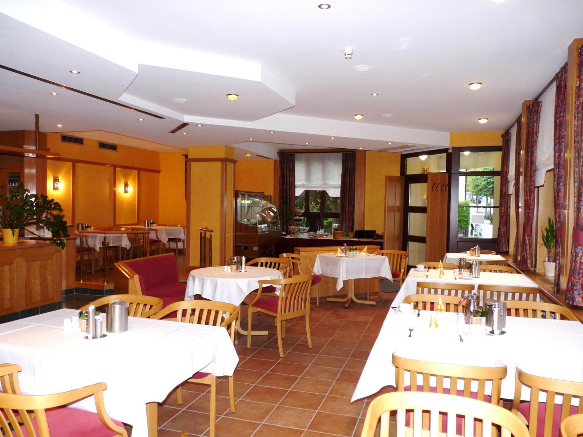 Hotel Garni "Zum Eichwerder" Templin Ngoại thất bức ảnh