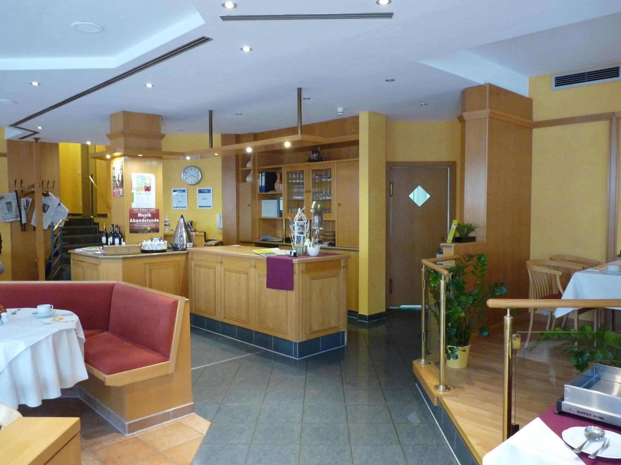 Hotel Garni "Zum Eichwerder" Templin Ngoại thất bức ảnh